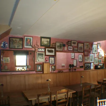 Le Relais De Charlinette Couette-café Boignée